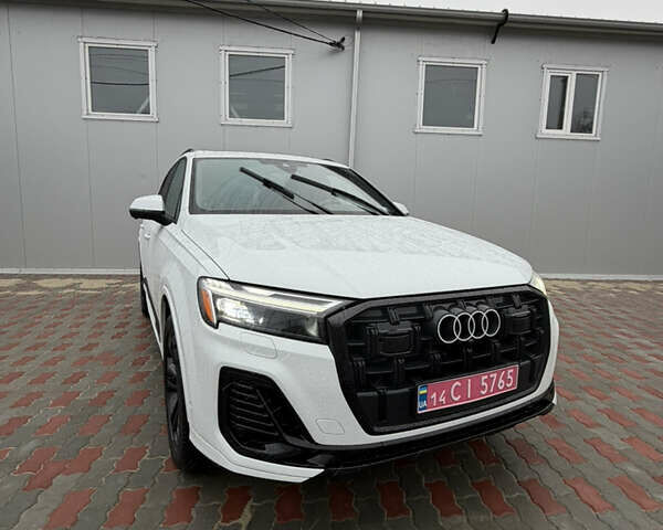 Белый Ауди Ку 7, объемом двигателя 3 л и пробегом 30 тыс. км за 75000 $, фото 3 на Automoto.ua