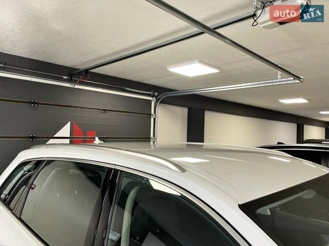 Белый Ауди Ку 7, объемом двигателя 2 л и пробегом 1 тыс. км за 67700 $, фото 74 на Automoto.ua