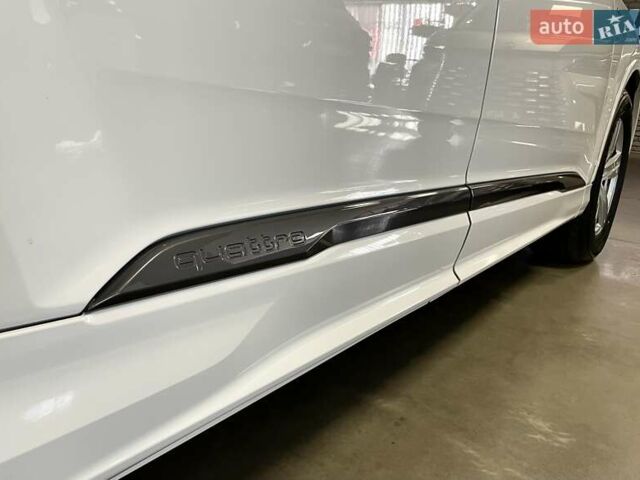 Белый Ауди Ку 7, объемом двигателя 2 л и пробегом 1 тыс. км за 67700 $, фото 10 на Automoto.ua