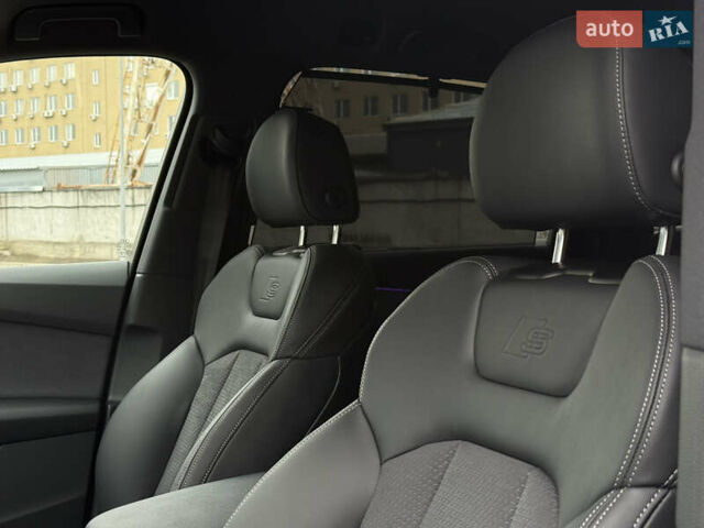 Білий Ауді Ку 7, об'ємом двигуна 2 л та пробігом 1 тис. км за 79999 $, фото 29 на Automoto.ua