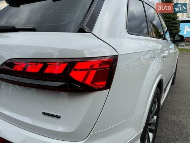 Белый Ауди Ку 7, объемом двигателя 3 л и пробегом 1 тыс. км за 104900 $, фото 11 на Automoto.ua