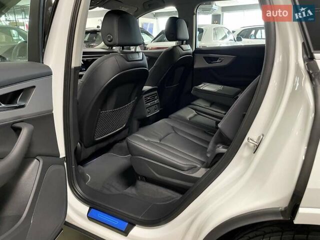 Белый Ауди Ку 7, объемом двигателя 2 л и пробегом 1 тыс. км за 67700 $, фото 35 на Automoto.ua