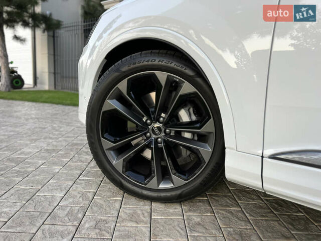 Белый Ауди Ку 7, объемом двигателя 1.98 л и пробегом 6 тыс. км за 84900 $, фото 26 на Automoto.ua