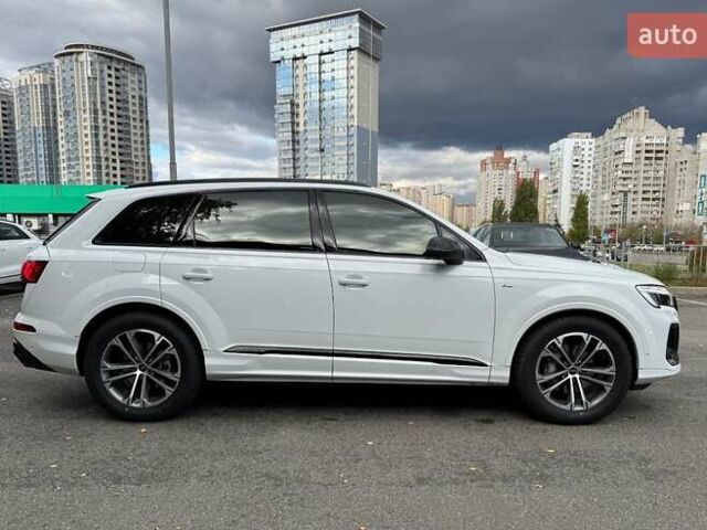 Белый Ауди Ку 7, объемом двигателя 3 л и пробегом 1 тыс. км за 104900 $, фото 6 на Automoto.ua