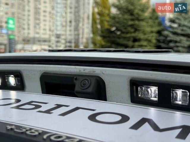 Белый Ауди Ку 7, объемом двигателя 3 л и пробегом 1 тыс. км за 104900 $, фото 16 на Automoto.ua