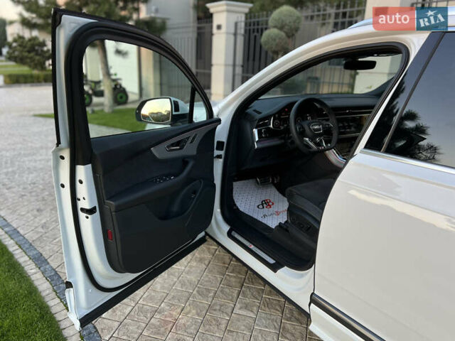 Белый Ауди Ку 7, объемом двигателя 1.98 л и пробегом 6 тыс. км за 84900 $, фото 27 на Automoto.ua