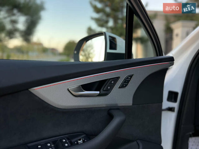 Белый Ауди Ку 7, объемом двигателя 1.98 л и пробегом 6 тыс. км за 84900 $, фото 30 на Automoto.ua