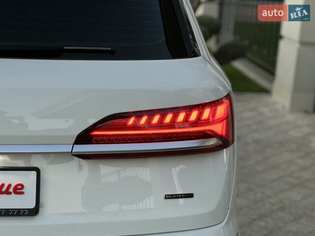 Белый Ауди Ку 7, объемом двигателя 1.98 л и пробегом 6 тыс. км за 84900 $, фото 25 на Automoto.ua