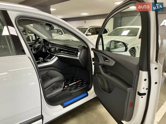 Белый Ауди Ку 7, объемом двигателя 2 л и пробегом 1 тыс. км за 67700 $, фото 41 на Automoto.ua