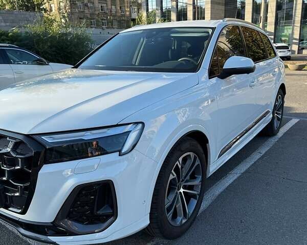 Білий Ауді Ку 7, об'ємом двигуна 1.98 л та пробігом 900 тис. км за 79500 $, фото 1 на Automoto.ua