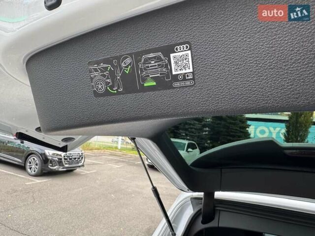 Белый Ауди Ку 7, объемом двигателя 3 л и пробегом 1 тыс. км за 104900 $, фото 18 на Automoto.ua