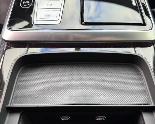 Белый Ауди Ку 7, объемом двигателя 3 л и пробегом 1 тыс. км за 104900 $, фото 47 на Automoto.ua