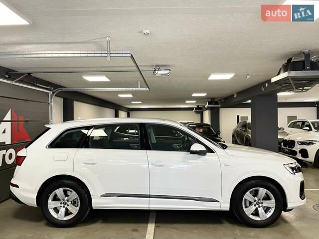 Белый Ауди Ку 7, объемом двигателя 2 л и пробегом 1 тыс. км за 67700 $, фото 7 на Automoto.ua