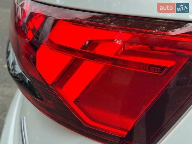 Белый Ауди Ку 7, объемом двигателя 3 л и пробегом 1 тыс. км за 104900 $, фото 12 на Automoto.ua