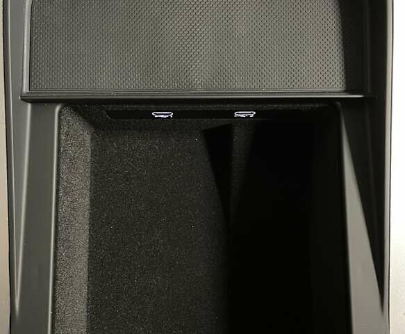 Белый Ауди Ку 7, объемом двигателя 2 л и пробегом 1 тыс. км за 67700 $, фото 67 на Automoto.ua