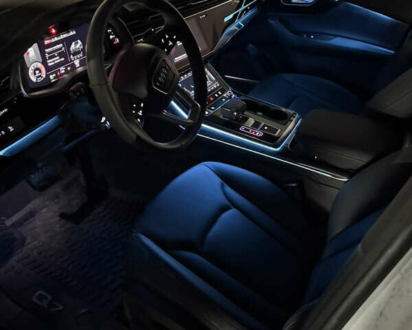 Білий Ауді Ку 7, об'ємом двигуна 3 л та пробігом 1 тис. км за 80000 $, фото 39 на Automoto.ua