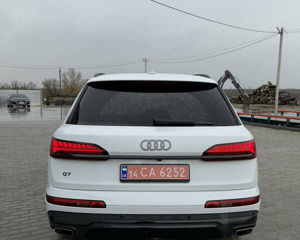 Білий Ауді Ку 7, об'ємом двигуна 3 л та пробігом 1 тис. км за 80000 $, фото 5 на Automoto.ua
