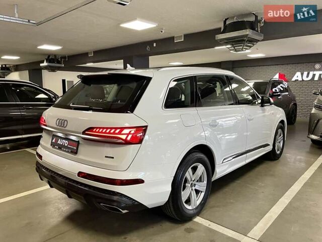 Белый Ауди Ку 7, объемом двигателя 2 л и пробегом 1 тыс. км за 67700 $, фото 9 на Automoto.ua