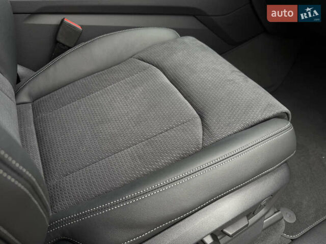 Білий Ауді Ку 7, об'ємом двигуна 2 л та пробігом 1 тис. км за 79999 $, фото 33 на Automoto.ua