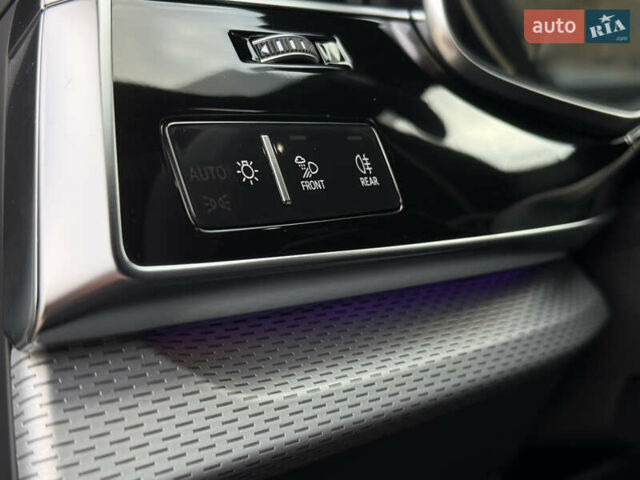 Білий Ауді Ку 7, об'ємом двигуна 2 л та пробігом 1 тис. км за 79999 $, фото 59 на Automoto.ua