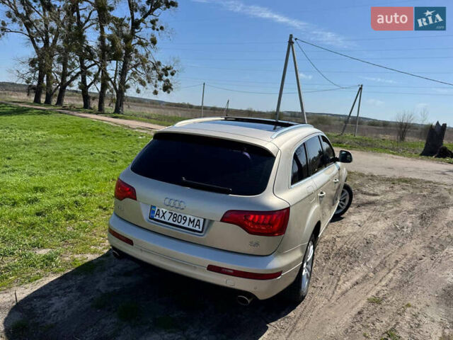 Бежевий Ауді Ку 7, об'ємом двигуна 4.2 л та пробігом 279 тис. км за 7999 $, фото 7 на Automoto.ua