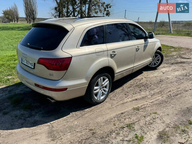 Бежевий Ауді Ку 7, об'ємом двигуна 4.2 л та пробігом 279 тис. км за 7999 $, фото 8 на Automoto.ua