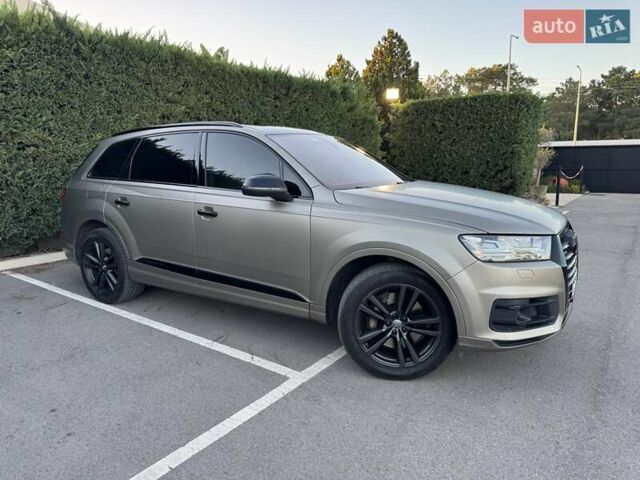 Бежевый Ауди Ку 7, объемом двигателя 3 л и пробегом 111 тыс. км за 28000 $, фото 4 на Automoto.ua