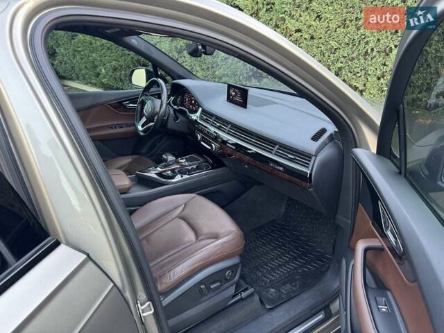 Бежевый Ауди Ку 7, объемом двигателя 3 л и пробегом 111 тыс. км за 28000 $, фото 32 на Automoto.ua