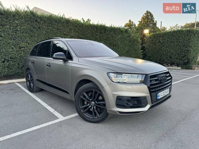 Бежевый Ауди Ку 7, объемом двигателя 3 л и пробегом 111 тыс. км за 28000 $, фото 3 на Automoto.ua