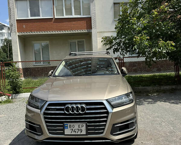 Бежевый Ауди Ку 7, объемом двигателя 2 л и пробегом 18 тыс. км за 35500 $, фото 1 на Automoto.ua