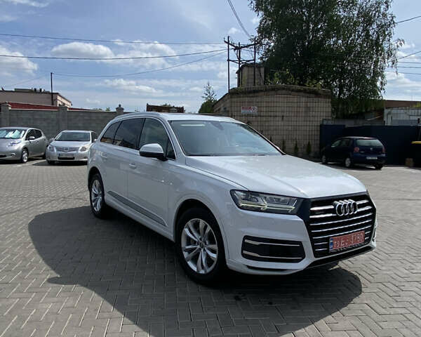 Ауді Ку 7 2017 у Рівному на Automoto.ua Бежевий Ауді Ку 7, об'ємом двигуна 2 л та пробігом 215 тис. км за 21500 $, фото 6 на Automoto.ua