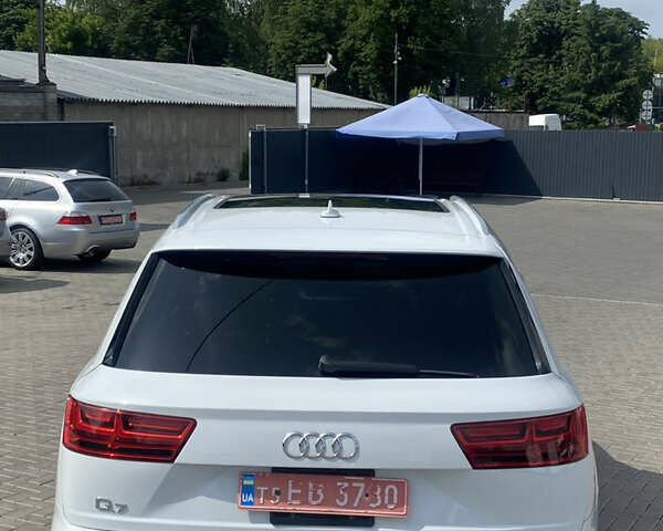 Ауді Ку 7 2017 у Рівному на Automoto.ua Бежевий Ауді Ку 7, об'ємом двигуна 2 л та пробігом 215 тис. км за 21500 $, фото 9 на Automoto.ua