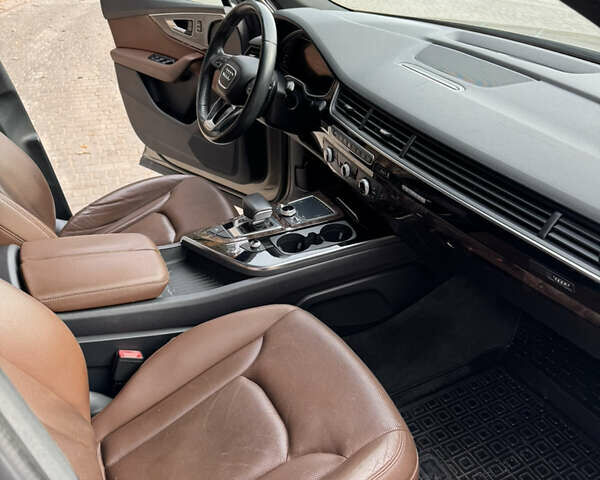 Бежевий Ауді Ку 7, об'ємом двигуна 3 л та пробігом 166 тис. км за 26400 $, фото 18 на Automoto.ua