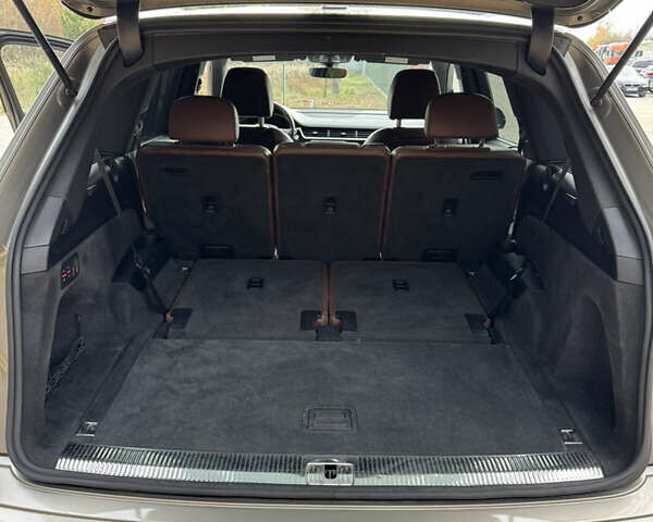 Бежевий Ауді Ку 7, об'ємом двигуна 3 л та пробігом 166 тис. км за 26400 $, фото 16 на Automoto.ua