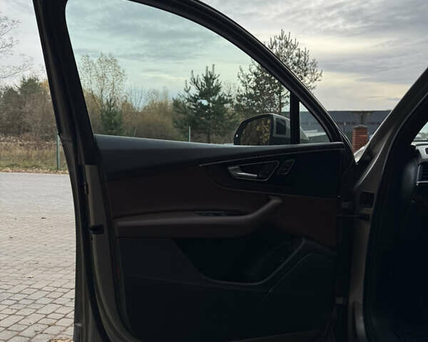 Бежевий Ауді Ку 7, об'ємом двигуна 3 л та пробігом 166 тис. км за 26400 $, фото 14 на Automoto.ua