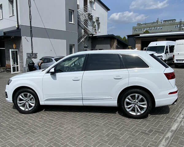 Ауді Ку 7 2017 у Рівному на Automoto.ua Бежевий Ауді Ку 7, об'ємом двигуна 2 л та пробігом 215 тис. км за 21500 $, фото 4 на Automoto.ua