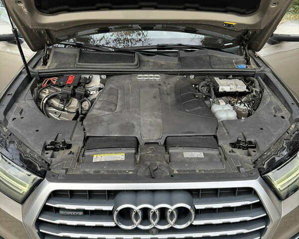 Бежевий Ауді Ку 7, об'ємом двигуна 3 л та пробігом 166 тис. км за 26400 $, фото 23 на Automoto.ua