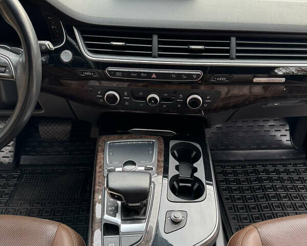 Бежевий Ауді Ку 7, об'ємом двигуна 3 л та пробігом 166 тис. км за 26400 $, фото 21 на Automoto.ua