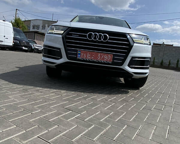 Ауді Ку 7 2017 у Рівному на Automoto.ua Бежевий Ауді Ку 7, об'ємом двигуна 2 л та пробігом 215 тис. км за 21500 $, фото 2 на Automoto.ua