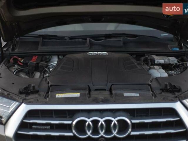 Бежевый Ауди Ку 7, объемом двигателя 3 л и пробегом 70 тыс. км за 36800 $, фото 30 на Automoto.ua