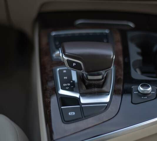 Бежевый Ауди Ку 7, объемом двигателя 3 л и пробегом 70 тыс. км за 36800 $, фото 23 на Automoto.ua