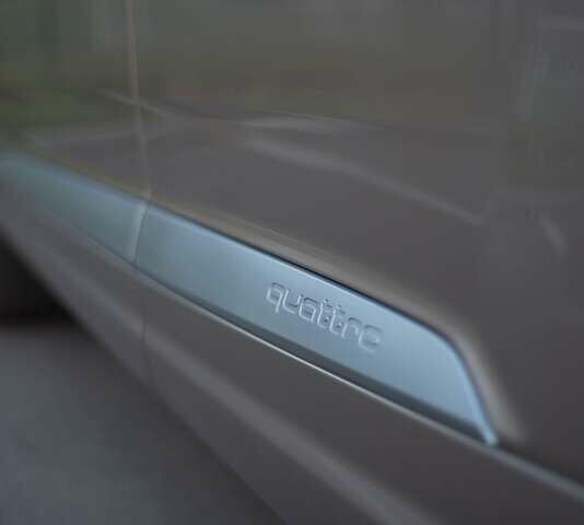 Бежевый Ауди Ку 7, объемом двигателя 3 л и пробегом 70 тыс. км за 33500 $, фото 35 на Automoto.ua