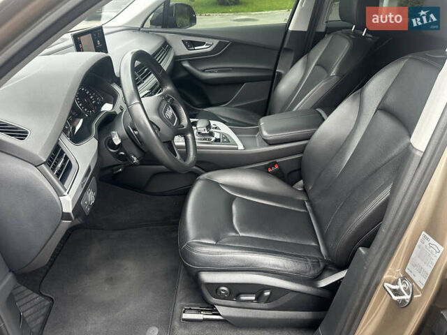 Бежевий Ауді Ку 7, об'ємом двигуна 2.97 л та пробігом 101 тис. км за 39300 $, фото 39 на Automoto.ua