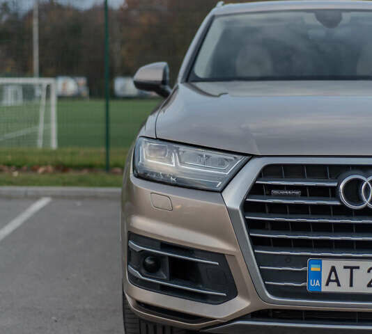 Бежевый Ауди Ку 7, объемом двигателя 3 л и пробегом 70 тыс. км за 36800 $, фото 13 на Automoto.ua