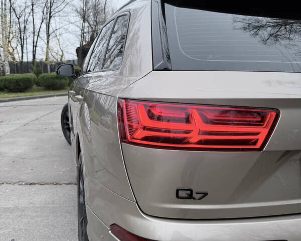 Бежевий Ауді Ку 7, об'ємом двигуна 2.97 л та пробігом 101 тис. км за 39300 $, фото 11 на Automoto.ua