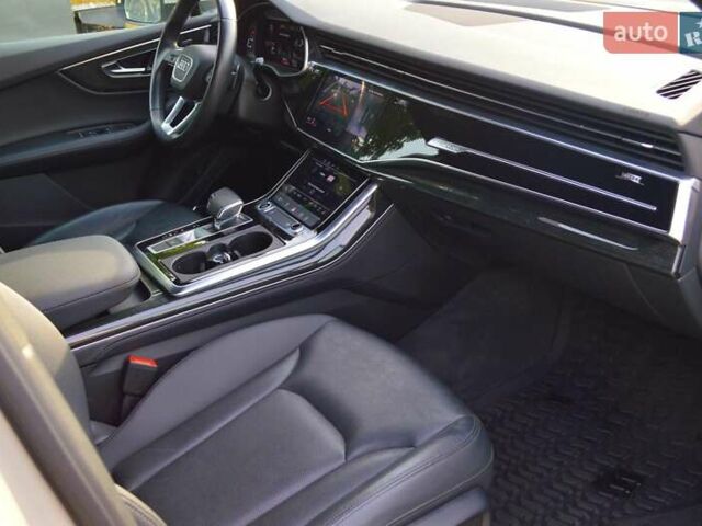 Бежевый Ауди Ку 7, объемом двигателя 3 л и пробегом 96 тыс. км за 57500 $, фото 30 на Automoto.ua