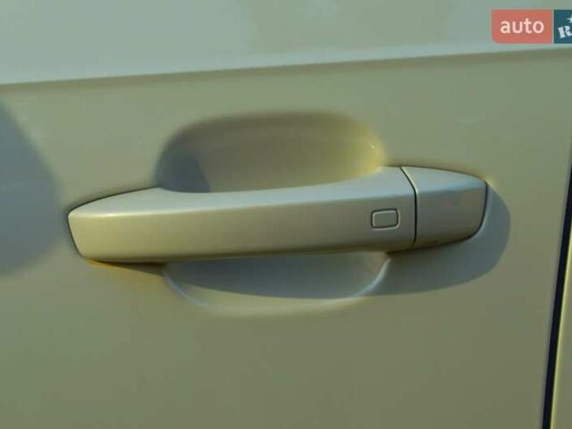 Бежевый Ауди Ку 7, объемом двигателя 3 л и пробегом 96 тыс. км за 57500 $, фото 16 на Automoto.ua