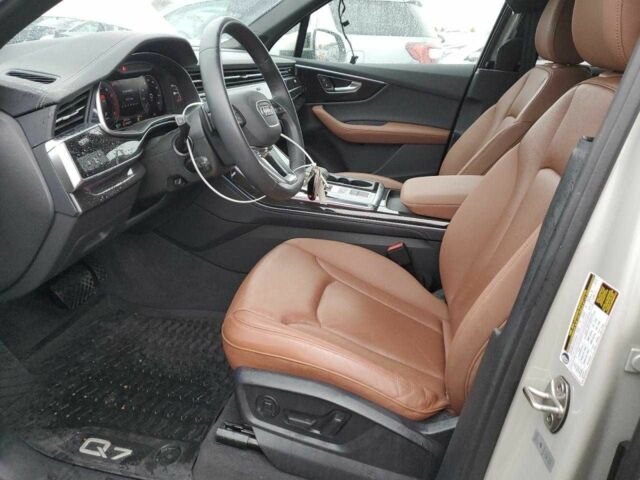 Бежевый Ауди Ку 7, объемом двигателя 3 л и пробегом 29 тыс. км за 25000 $, фото 6 на Automoto.ua