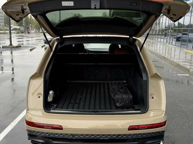 Ауди Ку 7 2024 в Киеве на Automoto.ua Бежевый Ауди Ку 7, объемом двигателя 3 л и пробегом 24 тыс. км за 117777 $, фото 18 на Automoto.ua