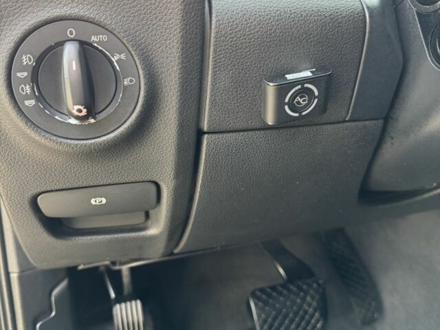 Черный Ауди Ку 7, объемом двигателя 3.6 л и пробегом 268 тыс. км за 9800 $, фото 7 на Automoto.ua